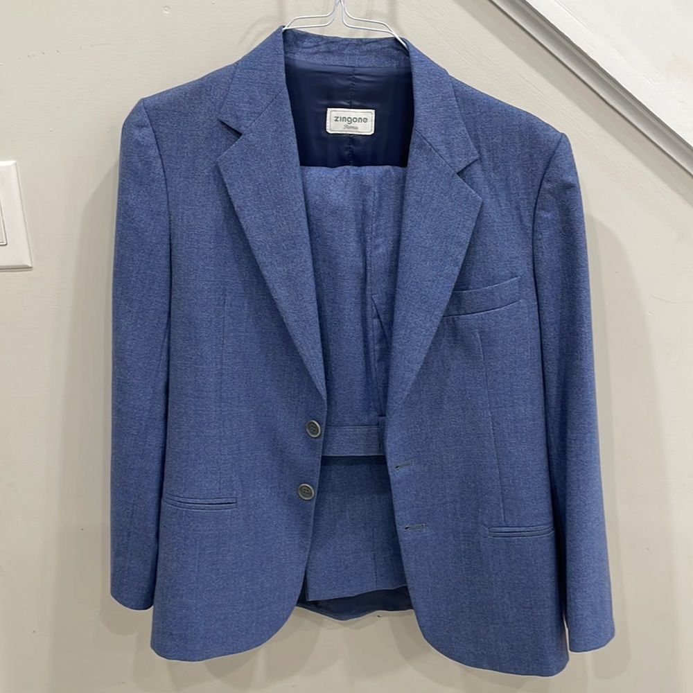 Beautiful Beautiful Italian Suit. Zingone